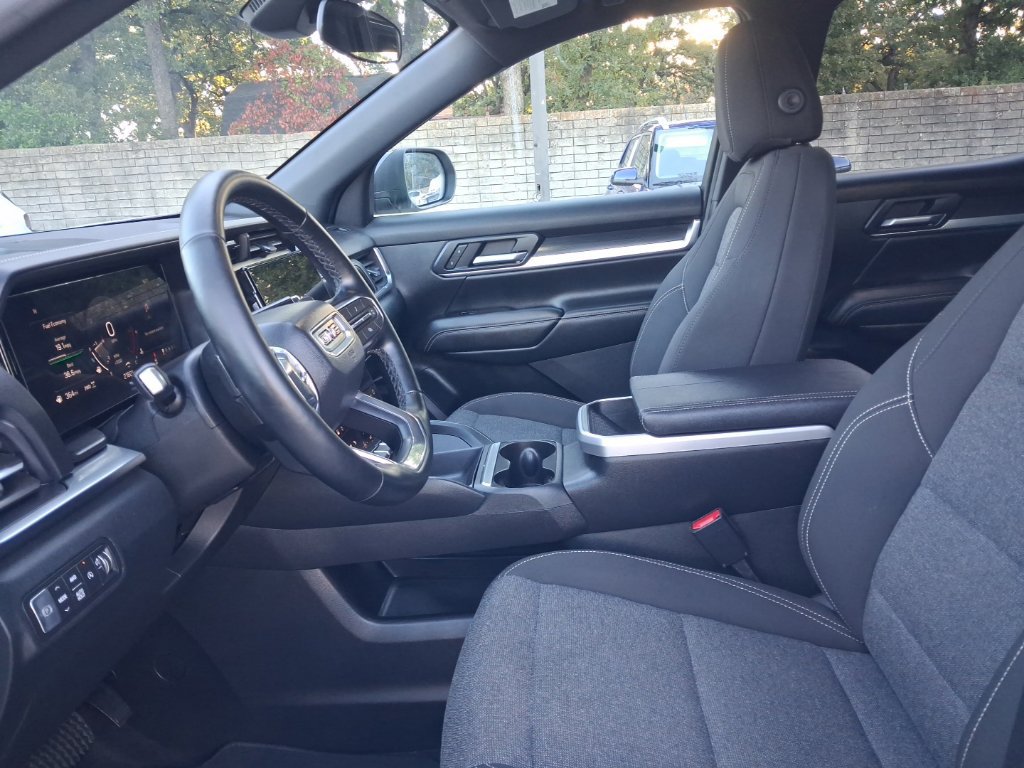 Used 2026 GMC Terrain Elevation AWD/4WD image 4