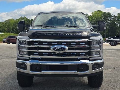 Used 2025 Ford F250 Lariat w/ Lariat Ultimate Package AWD/4WD image 8