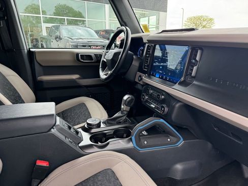 Used 2021 Ford Bronco Wildtrak AWD/4WD image 29