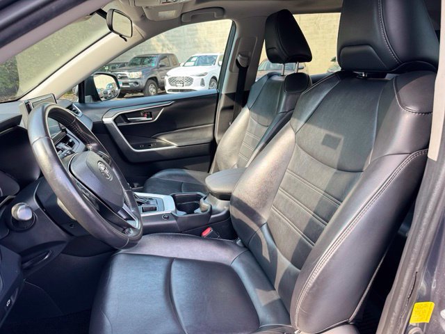 Used 2019 Toyota RAV4 XLE Premium w/ All Weather Liner Package AWD/4WD image 15