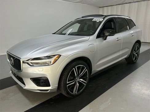 Used 2020 Volvo XC60 T8 R-Design w/ Protection Package Premier image 5