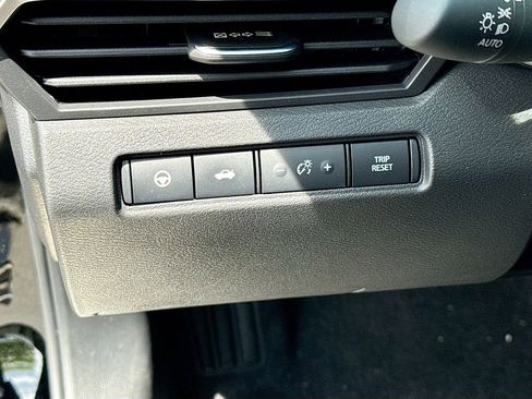 New 2026 Nissan Altima 2.5 SV FWD image 14