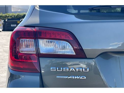 Used 2019 Subaru Outback 2.5i Premium w/ Popular Package #2 image 13