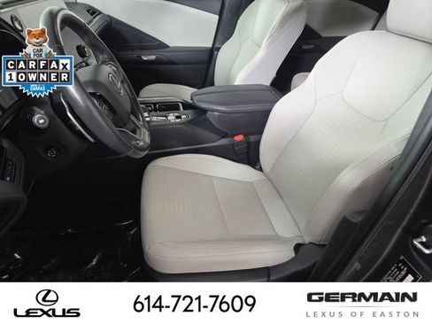 Used 2024 Lexus TX 350 AWD w/ Captains Chair Package image 18