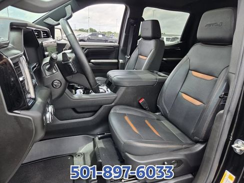 Used 2023 GMC Sierra 1500 AT4 w/ Technology Package AWD/4WD image 9