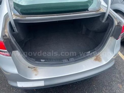 Used 2017 Ford Fusion S FWD image 21
