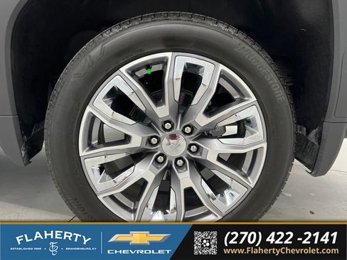 Used 2025 GMC Sierra 1500 Denali AWD/4WD image 19