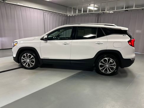 Used 2020 GMC Terrain SLT w/ Preferred Package FWD image 4