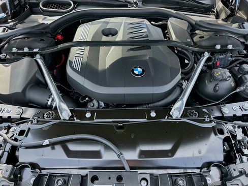 New 2026 BMW 740i w/ Premium Package image 25