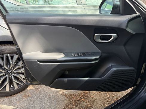 Used 2025 Kia K4 LXS image 18