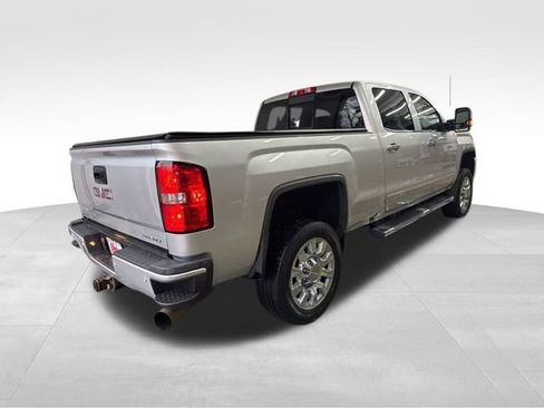 Used 2019 GMC Sierra 2500 Denali w/ Duramax Plus Package image 4