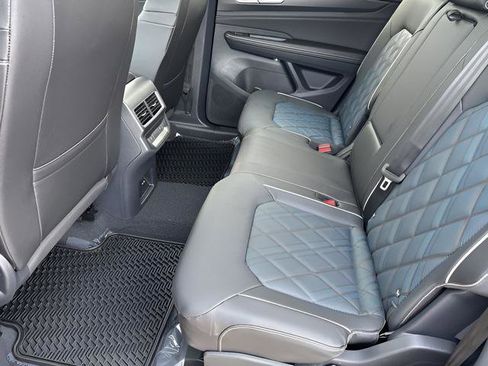 New 2025 Volkswagen Atlas Cross Sport SEL Premium R-Line image 18
