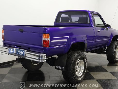 Used 1987 Toyota Pickup 4x4 Regular Cab image 10