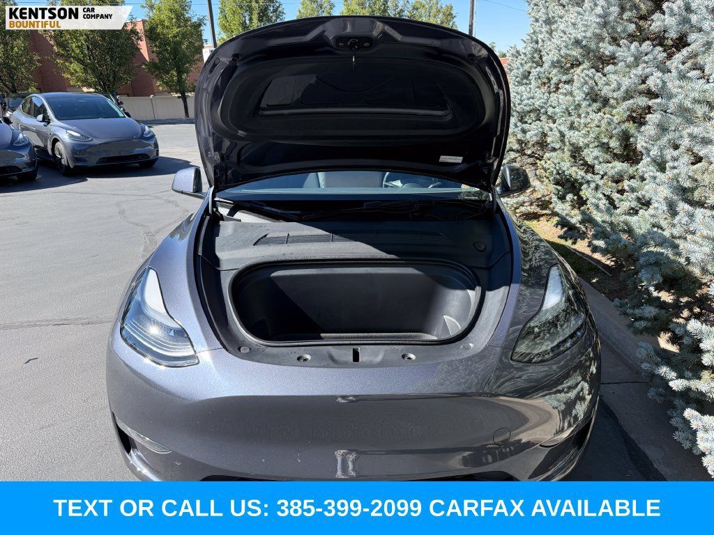Used 2023 Tesla Model Y Long Range AWD/4WD image 33