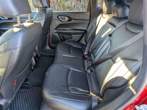 Used 2025 Jeep Compass Trailhawk w/ Trailhawk Elite Group image 14