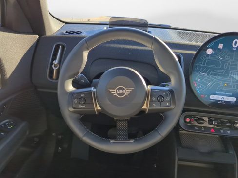 Certified 2025 MINI Cooper Countryman S image 10