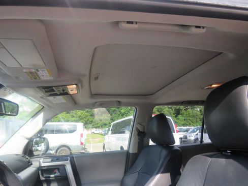 Used 2012 Toyota 4Runner SR5 w/ Convenience Pkg RWD image 12