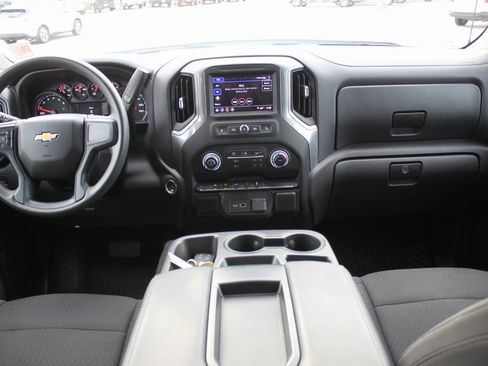 Used 2022 Chevrolet Silverado 1500 Custom image 8