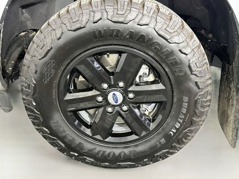 Used 2022 Ford F150 XLT w/ Trailer Tow Package AWD/4WD image 31