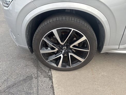 Certified 2023 Volvo XC90 B5 Plus image 11