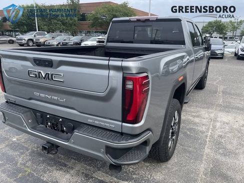 Used 2025 GMC Sierra 2500 Denali w/ Technology Package AWD/4WD image 9