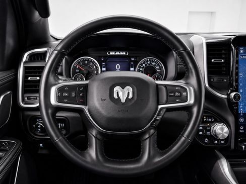 Used 2023 RAM 1500 Laramie AWD/4WD image 33