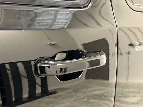 New 2026 Jeep Grand Wagoneer Limited AWD/4WD image 13