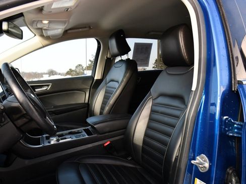 Used 2022 Ford Edge SEL w/ Convenience Package image 13