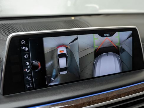 Used 2016 BMW 740i w/ Executive Package image 23