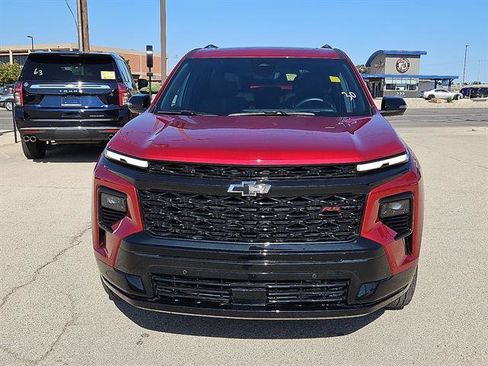 Used 2024 Chevrolet Traverse RS w/ LPO, Floor Liner Package image 8