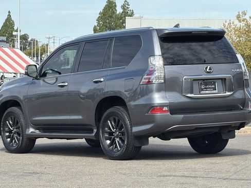 Certified 2022 Lexus GX 460 Premium w/ Premium Plus Package AWD/4WD image 7