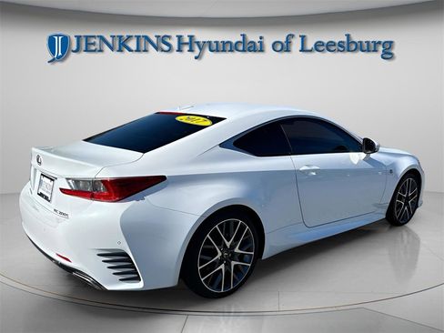 Used 2016 Lexus RC 200t image 8