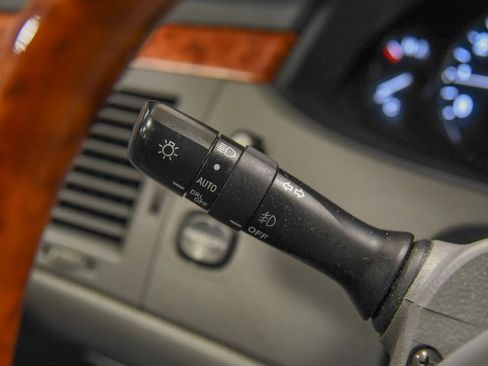 Used 2007 Toyota Avalon image 24