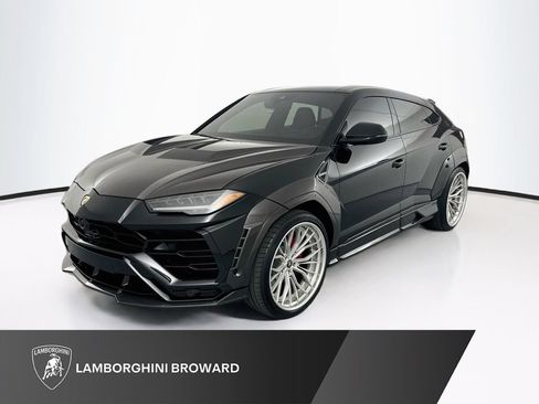 Used 2022 Lamborghini Urus AWD/4WD image 1