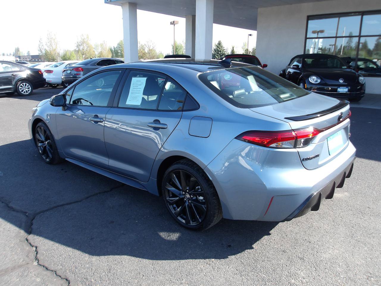 Used 2024 Toyota Corolla XSE FWD image 3