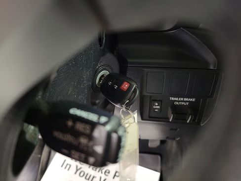 Used 2021 Toyota Tundra SR5 image 17