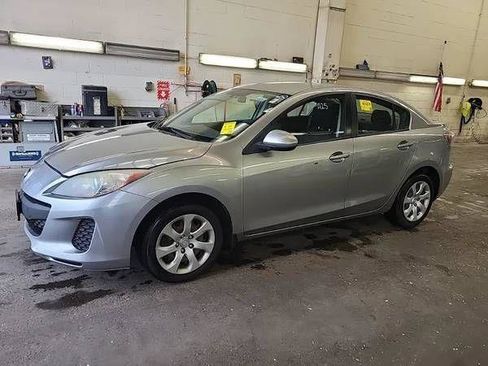 Used 2013 MAZDA MAZDA3 i Sport FWD image 1