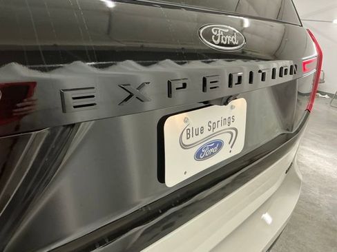 New 2026 Ford Expedition Max Platinum w/ Stealth Appearance Package image 6