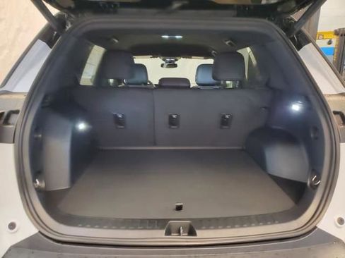 New 2026 Chevrolet Equinox RS w/ Convenience Package III image 9