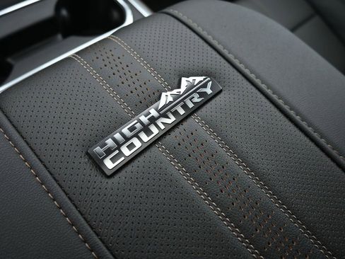 New 2026 Chevrolet Silverado 3500 High Country w/ High Country Premium Package image 39