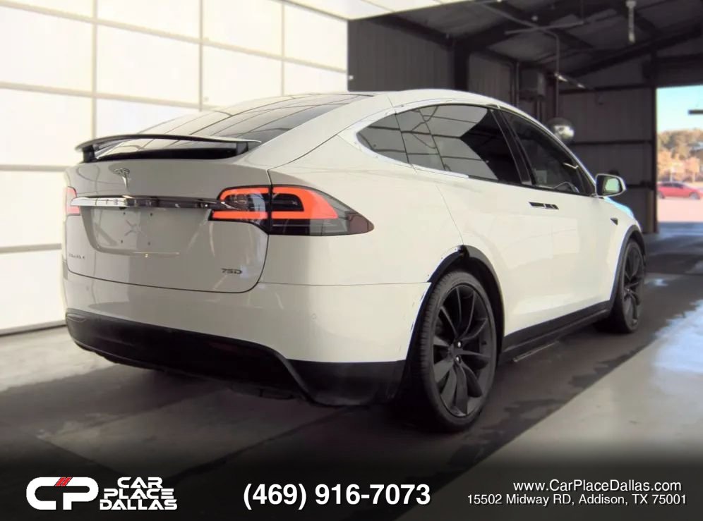 Used 2018 Tesla Model X 75D AWD/4WD image 3