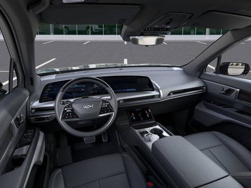 New 2026 Cadillac Vistiq Luxury w/ LPO, Floor Liner Package AWD/4WD image 39
