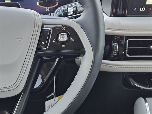 New 2026 Lincoln Aviator Reserve image 27