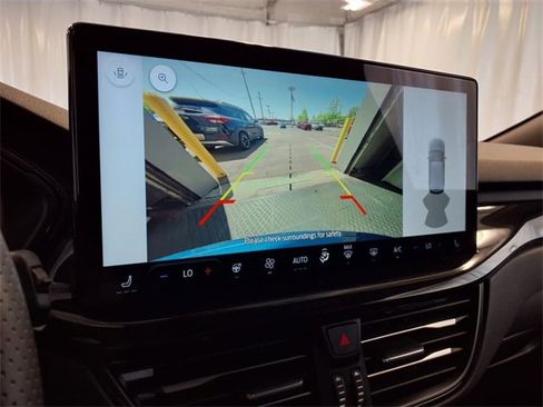 Certified 2023 Ford Escape ST-Line w/ Tech Pack #1 image 5