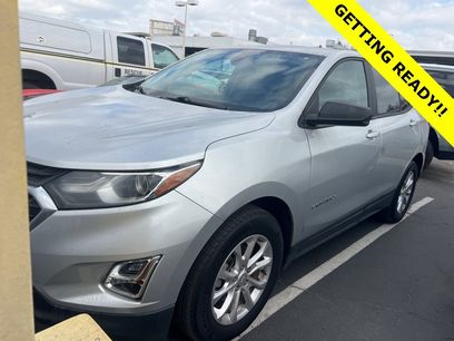 Used 2020 Chevrolet Equinox LS w/ LS Convenience Package