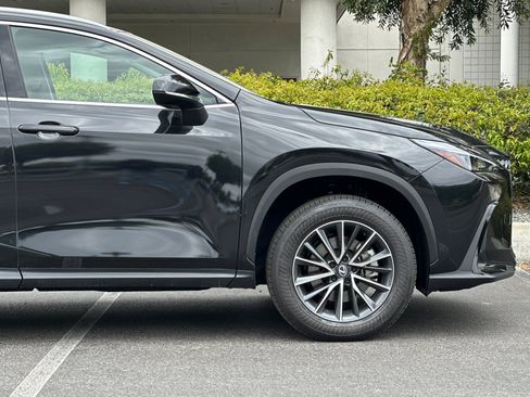 Certified 2026 Lexus NX 350 AWD w/ Accessory Package (Z1) image 34