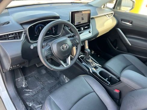 Certified 2024 Toyota Corolla Cross XLE FWD image 13