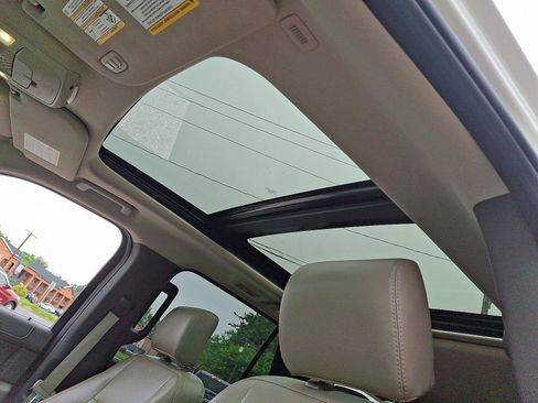Used 2020 Ford Expedition XLT w/ Equipment Group 202A image 17