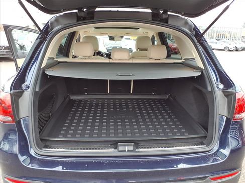 Certified 2021 Mercedes-Benz GLC 300 4MATIC image 12