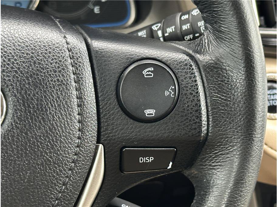 Used 2015 Toyota RAV4 Limited AWD/4WD image 22